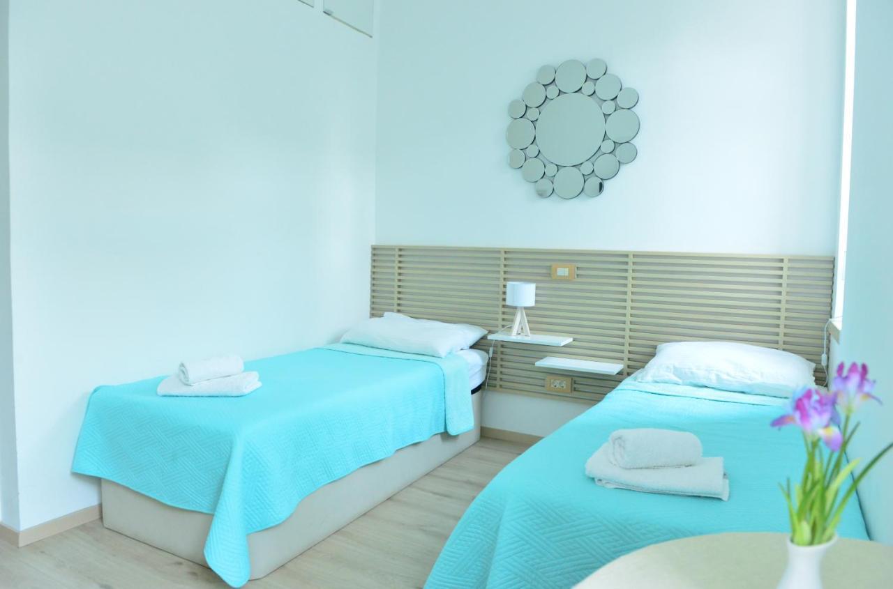 En-Suite Iris On Rokova Street - 5 Min Walk To The Old Town Of Split Exterior photo