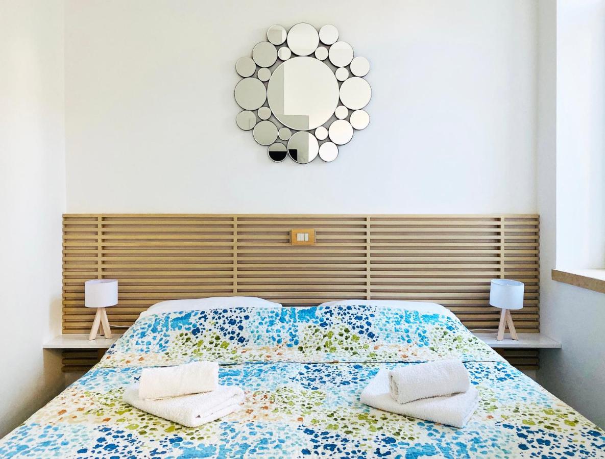 En-Suite Iris On Rokova Street - 5 Min Walk To The Old Town Of Split Exterior photo